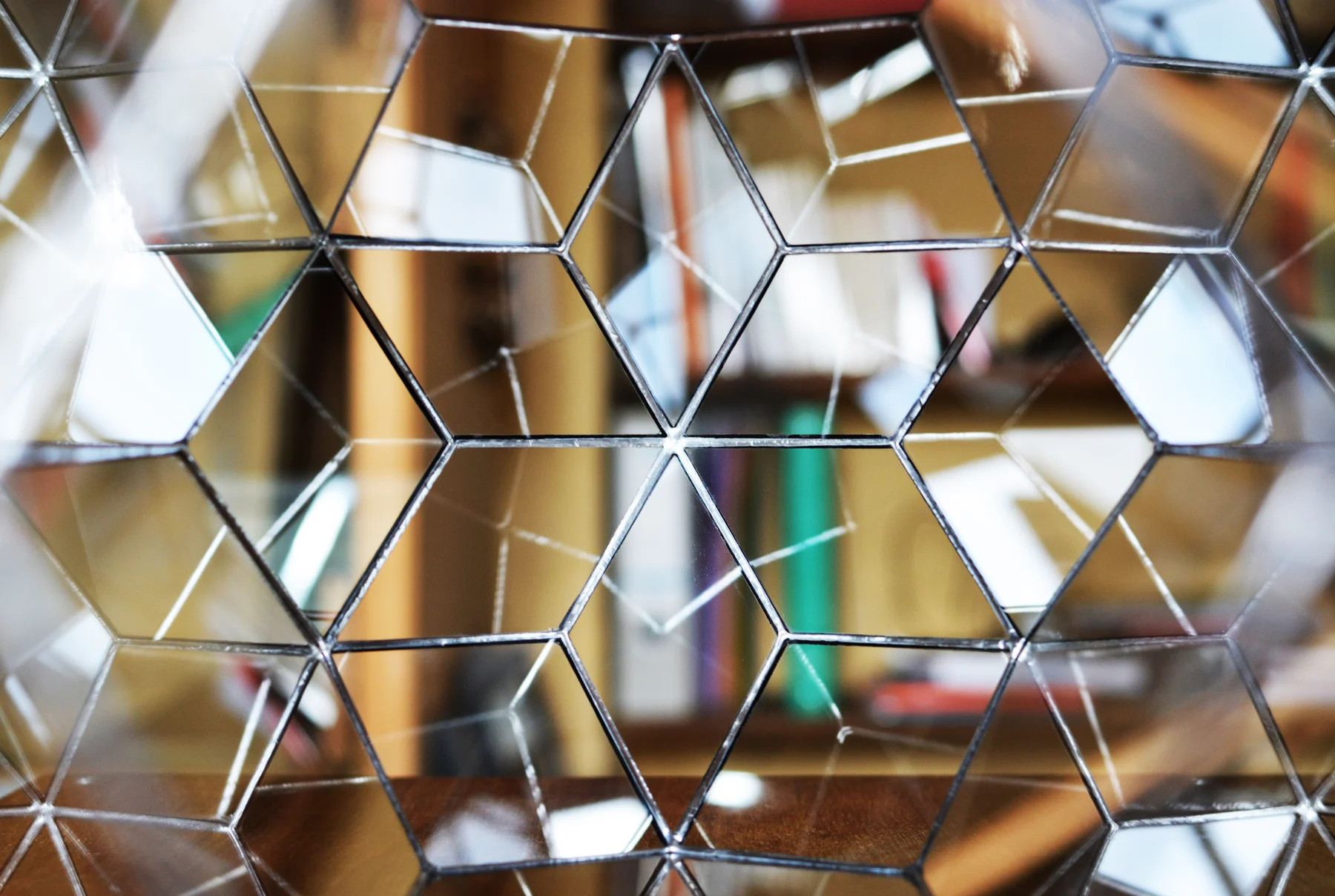 Terra ZiOM, glass mandala detail