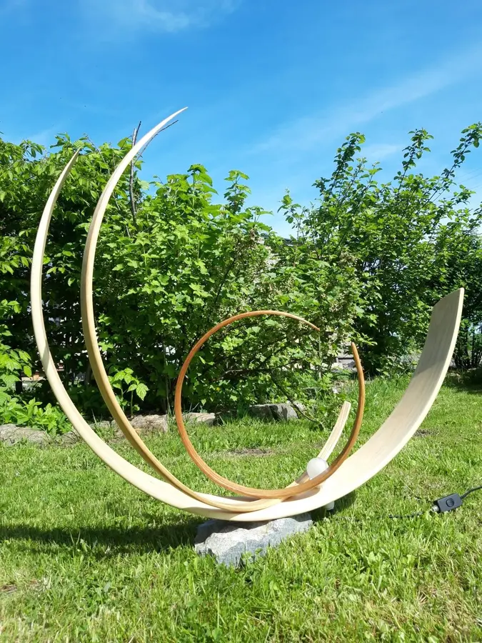 Sculpture en bois cintré