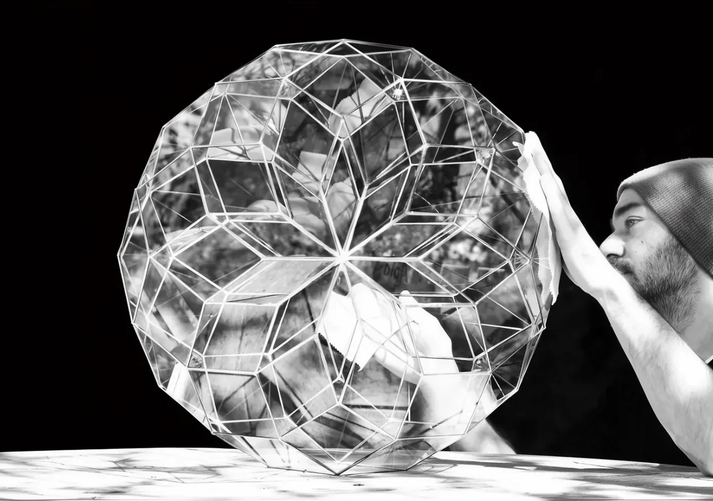 Zome 10, Constellation du Yoni, le polissage de la sphère